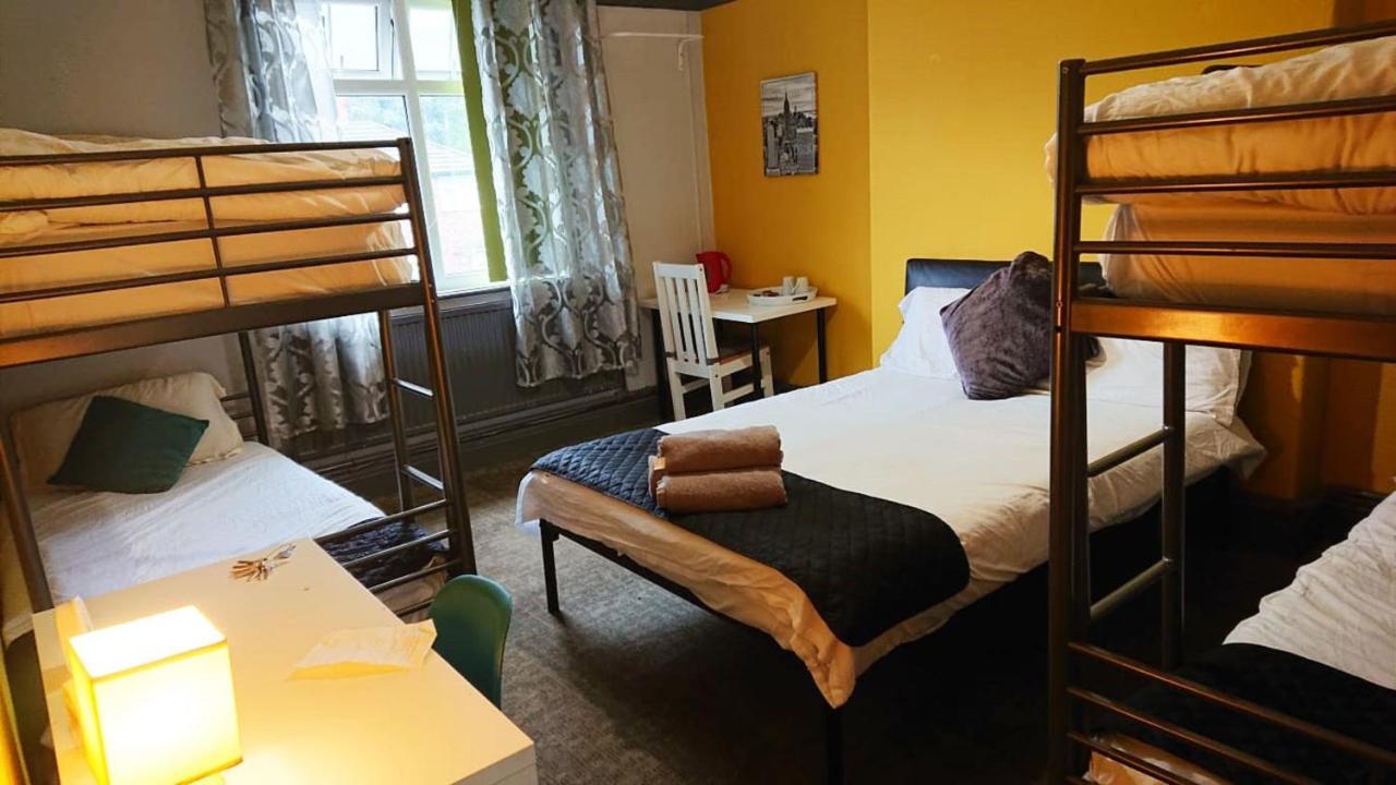 Gorton Mount Hotel Манчестер Экстерьер фото